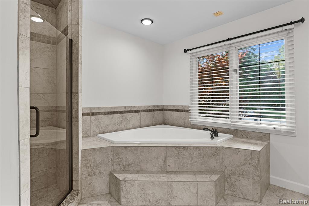 1615 Redbud Drive, Troy, MI 48098 — Photo 29