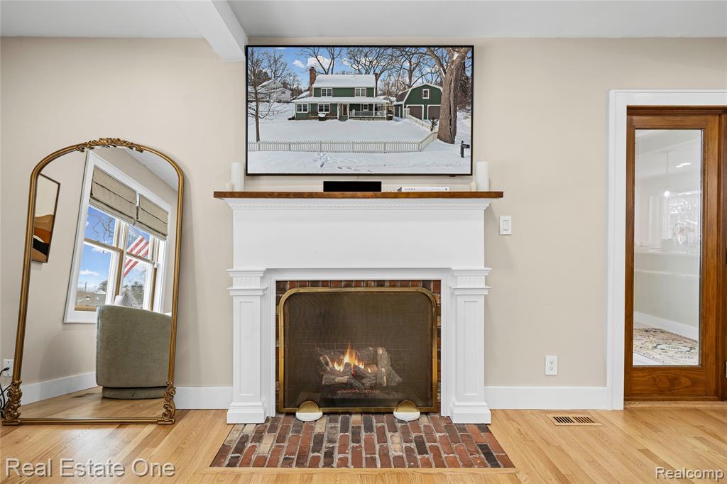 380 Depot Road, Clarkston, MI — Photo 16