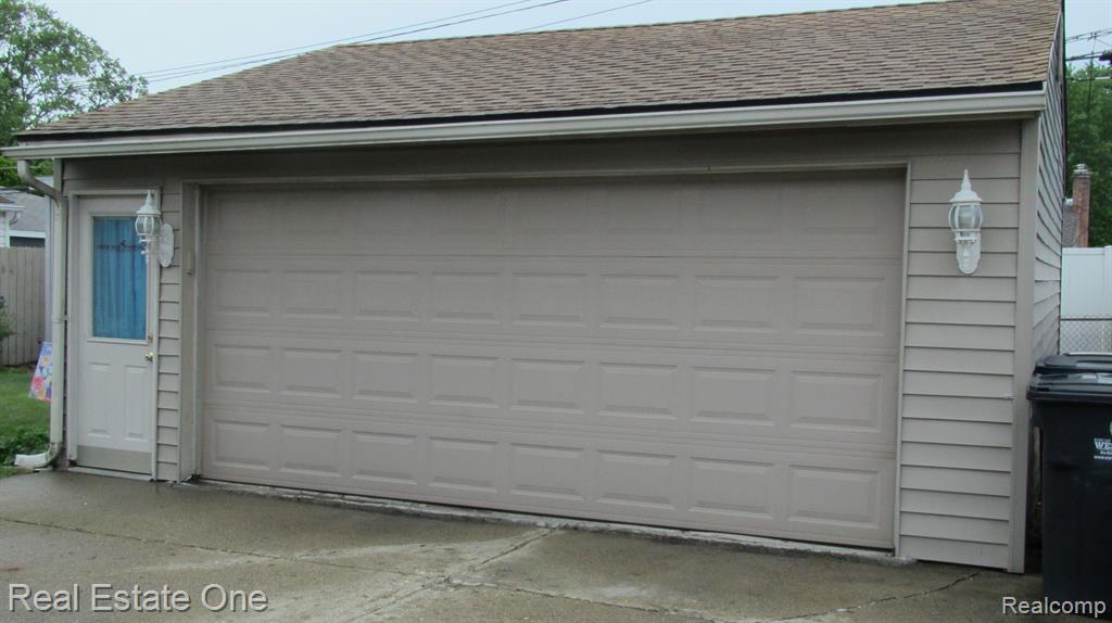 669 S HAWTHORNE Street, Westland, MI 48186 — Photo 5