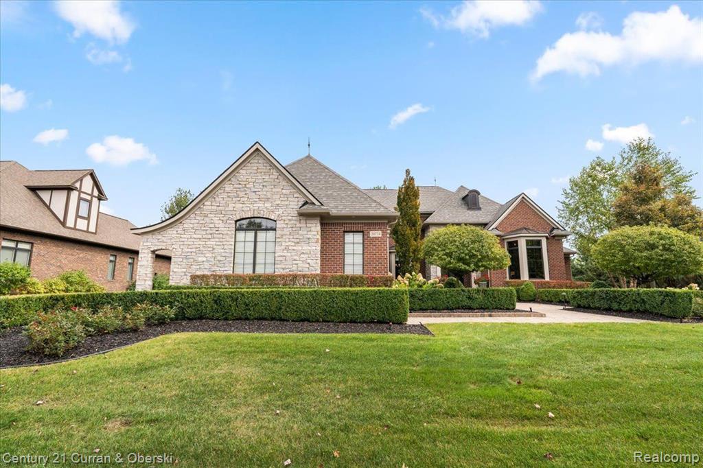 20774 RICHMOND Drive, Northville, MI 48167 — Photo 2
