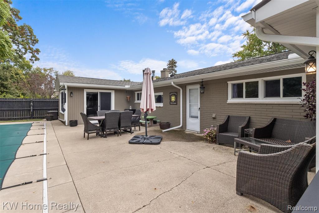 8648 Golfside Drive, Commerce Twp, MI 48382 — Photo 41