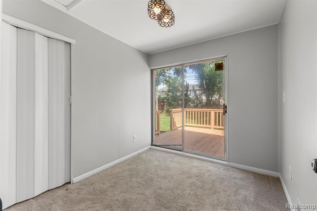 9341 POLK Street, Taylor, MI 48180 — Photo 19