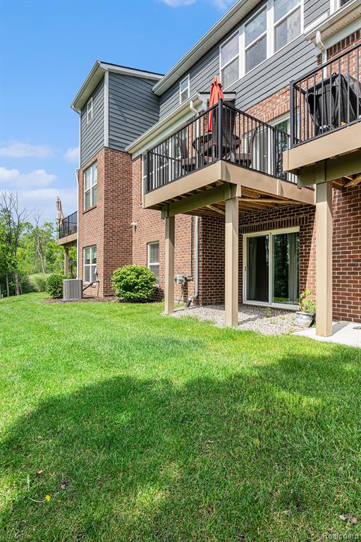 43445 CHANCELLOR Lane, Novi, MI — Photo 22