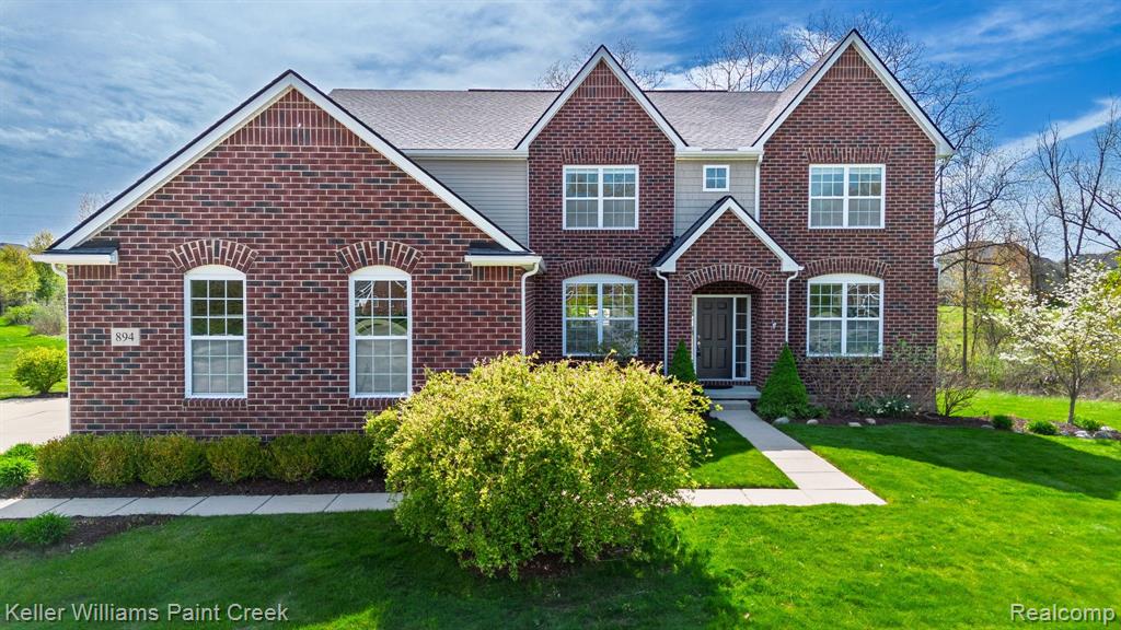 894 Wynstone Circle N, Oakland, MI — Photo 2