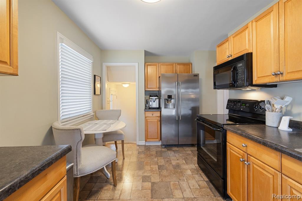 600 Irvin Street, Plymouth, MI 48170 — Photo 8