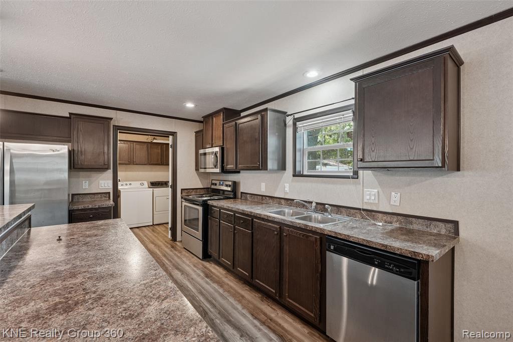 5790 Comanche Lane, Howell, MI 48843 — Photo 15