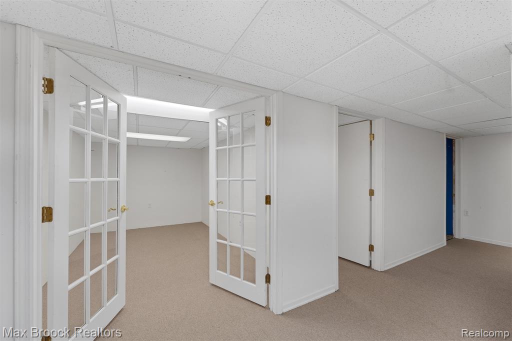 5946 Cherry Crest Drive, West Bloomfield, MI — Photo 42