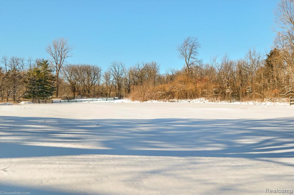 2051 E Oakwood Road, Oxford, MI 48370 — Photo 78