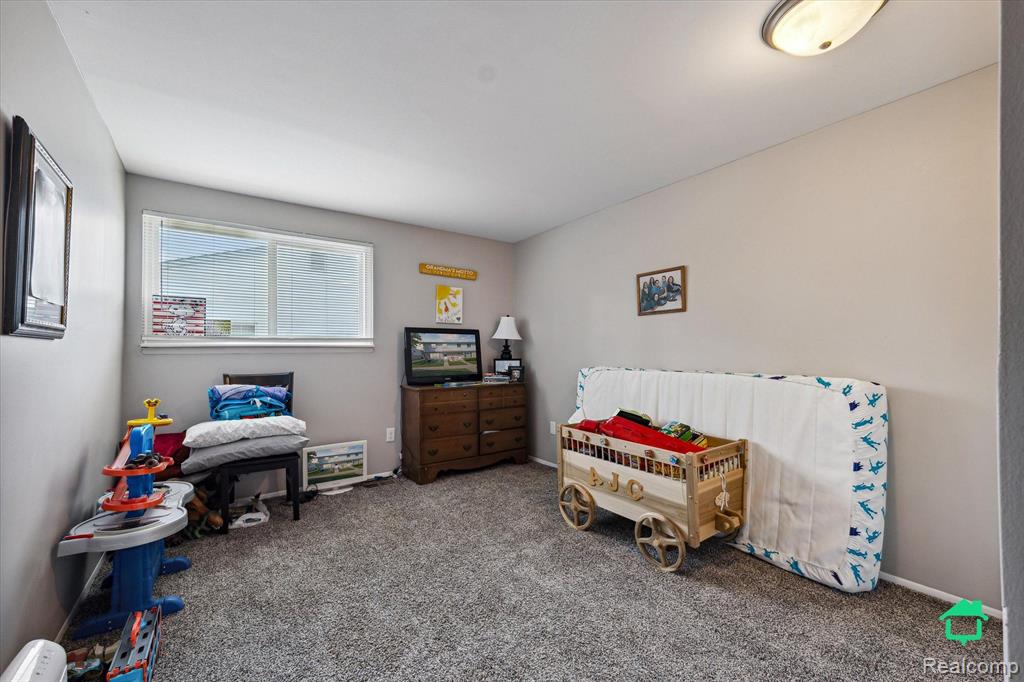 37675 Colonial Drive, Westland, MI — Photo 26