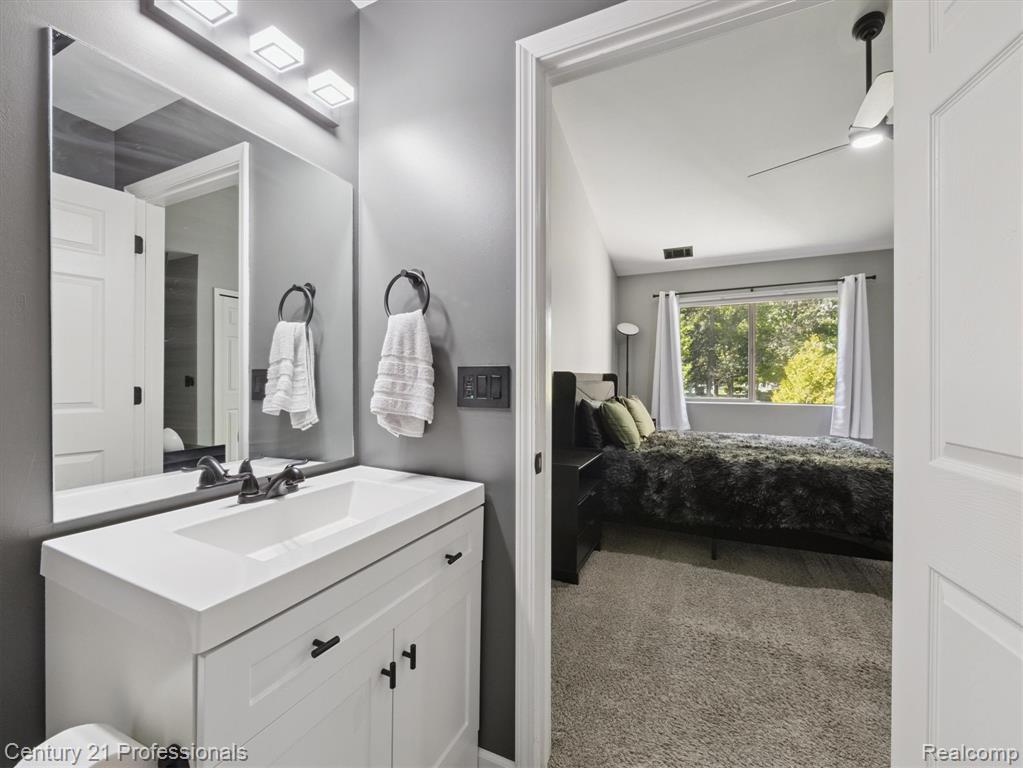 41027 Rose Lane, Clinton Twp, MI 48036 — Photo 29
