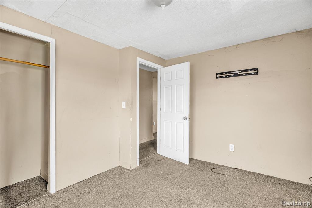 18505 Ashton Avenue, Detroit, MI 48219 — Photo 26