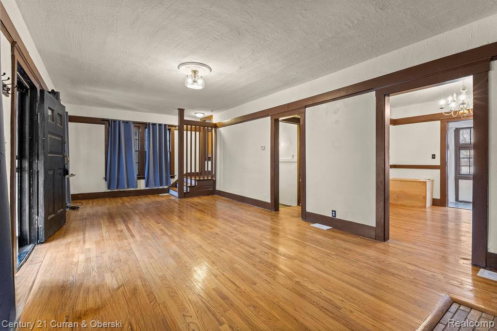 874 EDISON Street, Detroit, MI 48202 — Photo 5