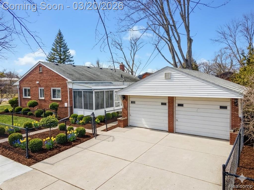 17220 W 13 Mile Road, Beverly Hills, MI 48025 — Photo 35