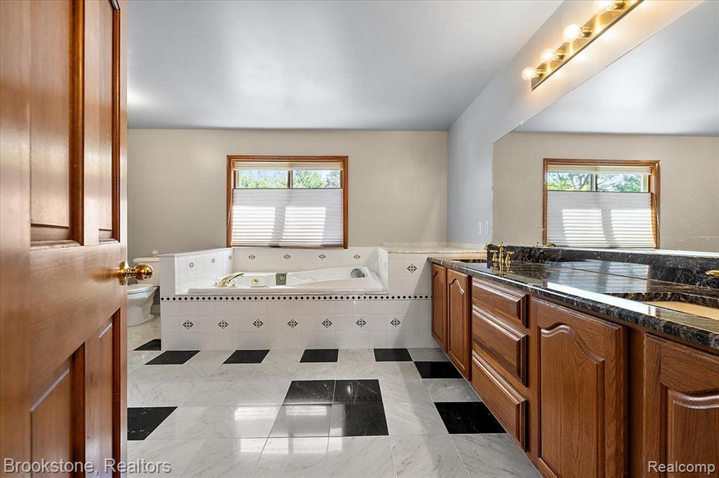 49650 Card Road, Macomb, MI 48044 — Photo 28