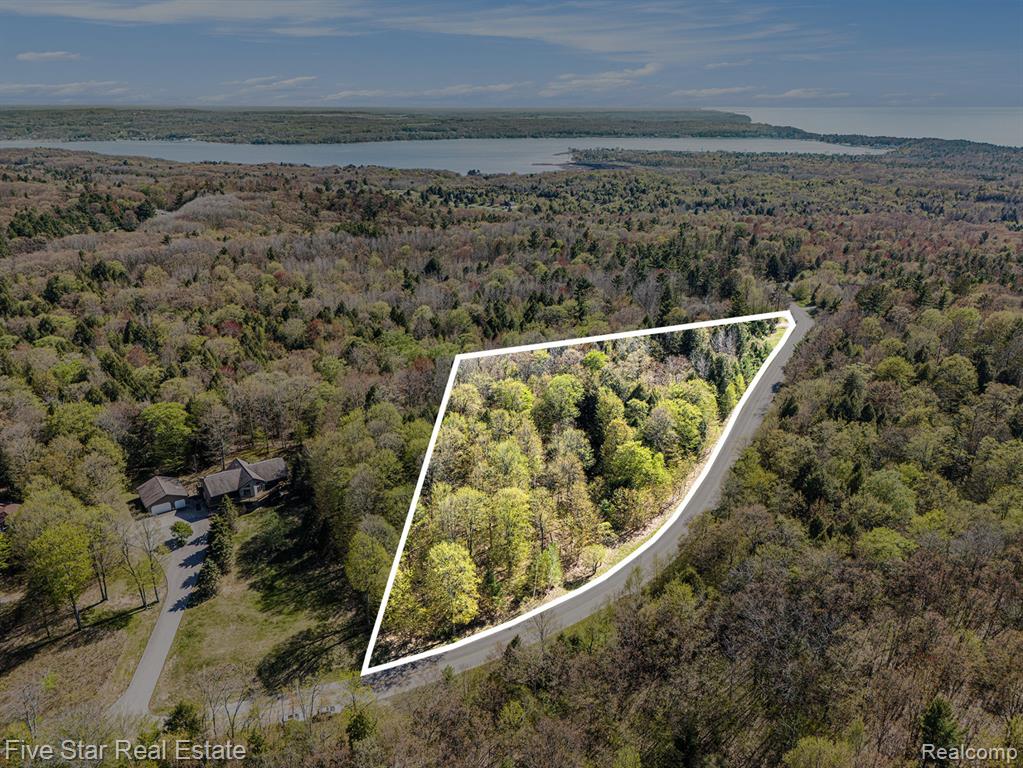 0000 Smith Rd, Onekama, MI 49675