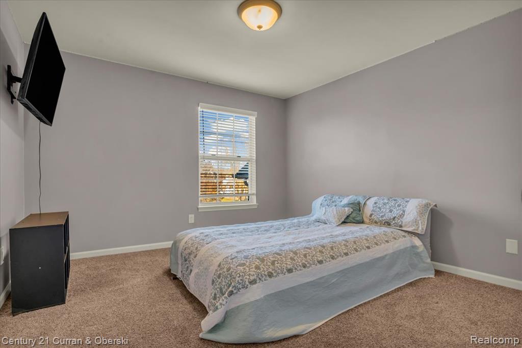 33997 Brownswood Blvd, Rockwood, MI — Photo 23