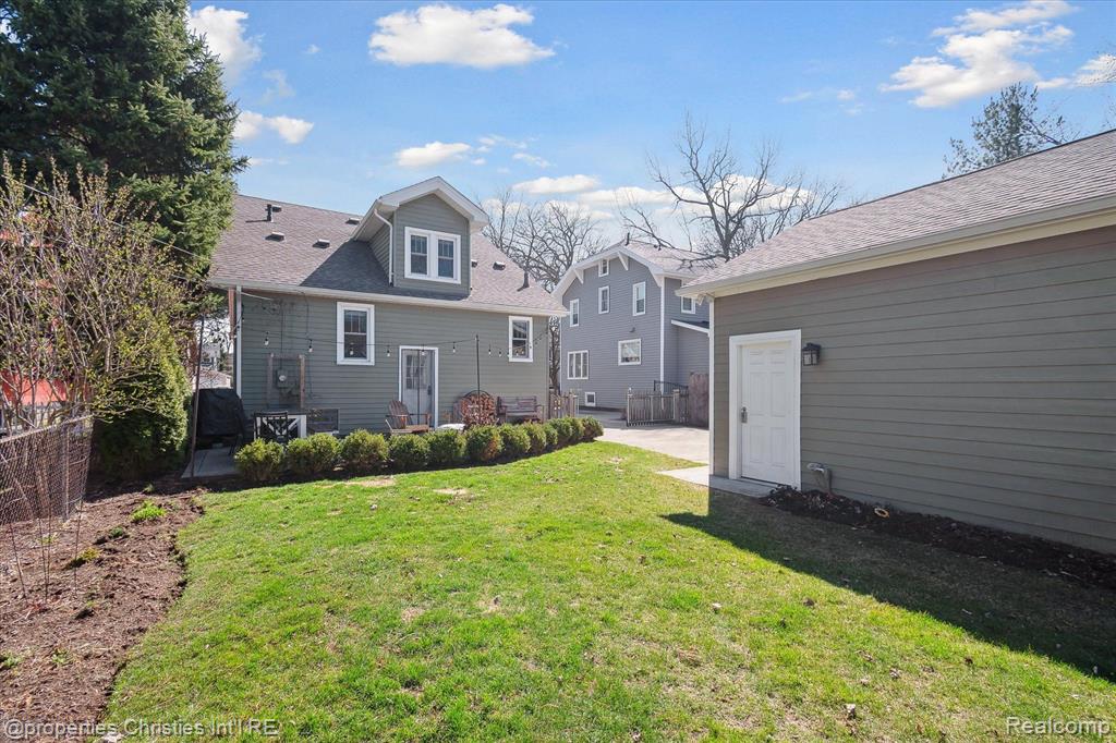 712 S LAUREL Street, Royal Oak, MI 48067 — Photo 42