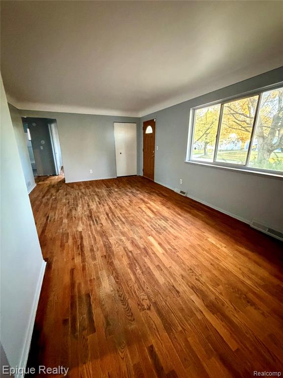 5473 Harvard Street, Flint, MI 48505 — Photo 7