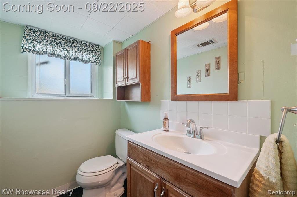 8700 Ringwood Drive, Commerce Twp, MI 48382 — Photo 27