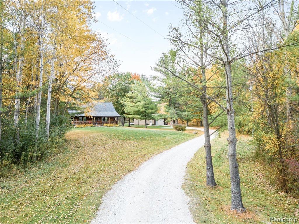 6613 BLACK RIVER Drive, Grant, MI 48032 — Photo 43