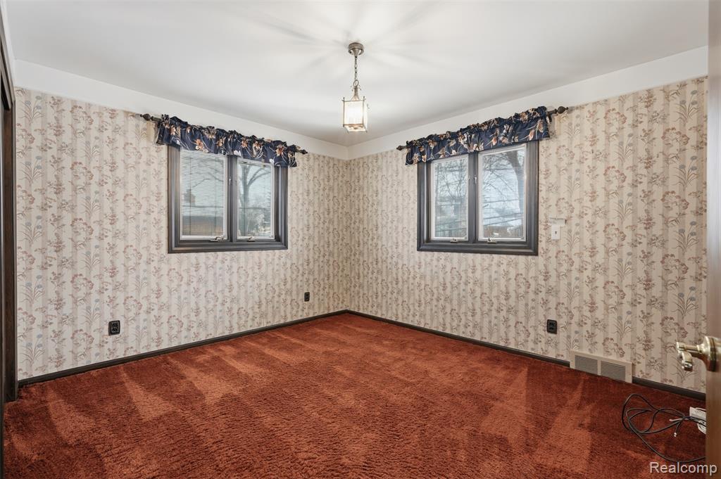 6006 Rosetta Street, Dearborn Heights, MI 48127 — Photo 17