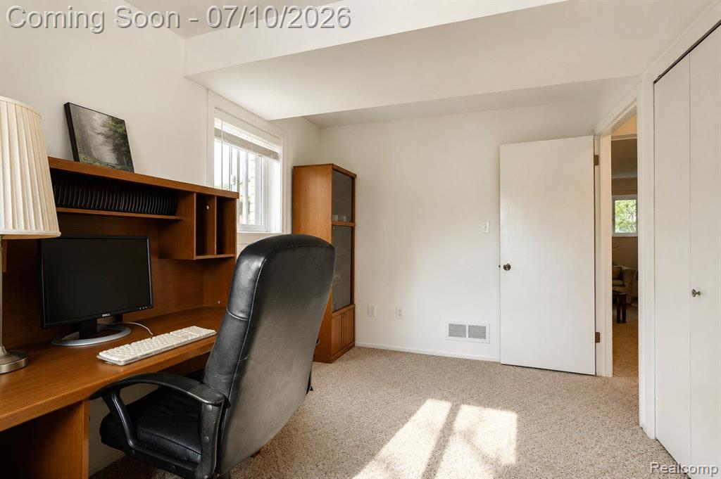 40042 Stimpson Drive, Sterling Heights, MI 48310 — Photo 24