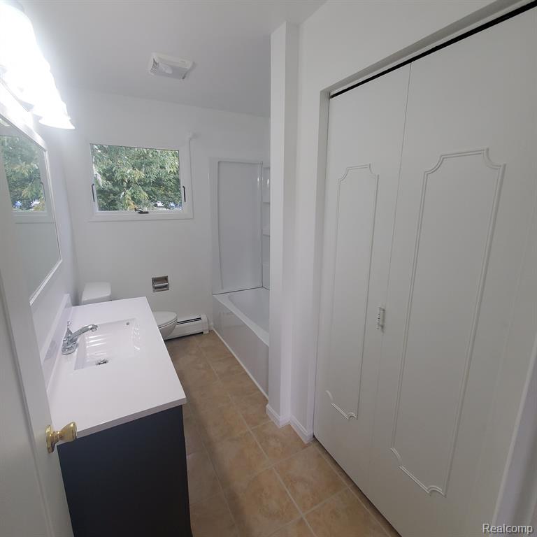 4359 E HILL Road, Grand Blanc, MI 48439 — Photo 10