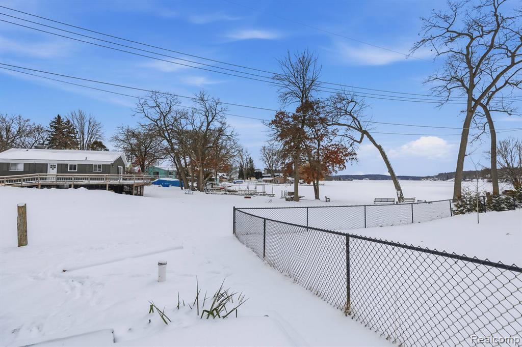 11341 Ember, Davisburg, MI 48350 — Photo 31