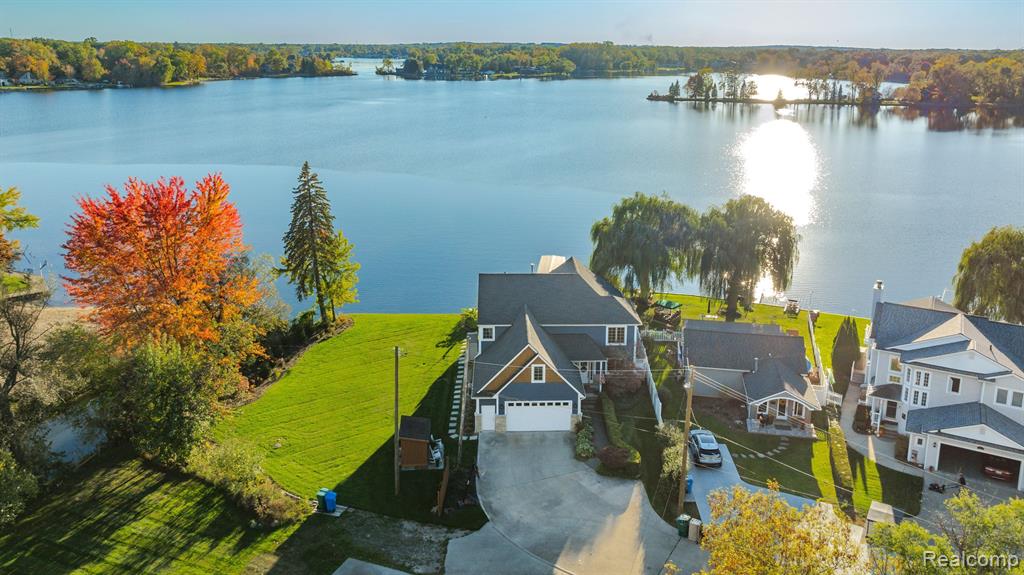 4275 CREEDMORE Street, Commerce Twp, MI 48382 — Photo 36