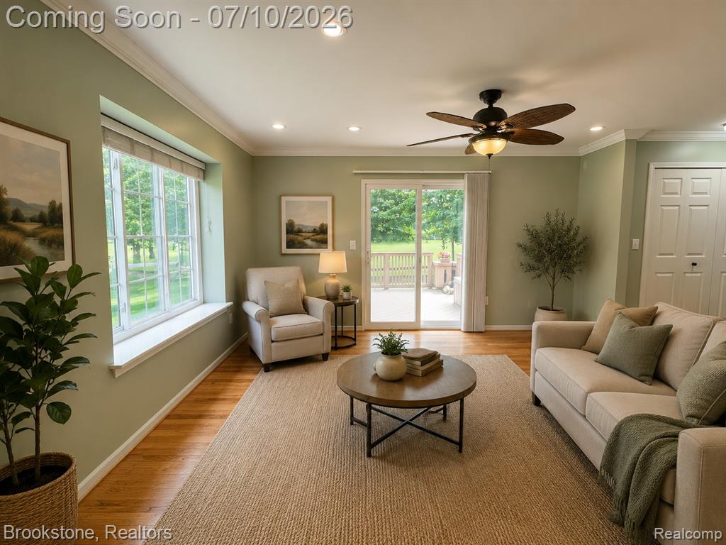 904 Country Club Drive, Saint Clair Shores, MI 48082 — Photo 9
