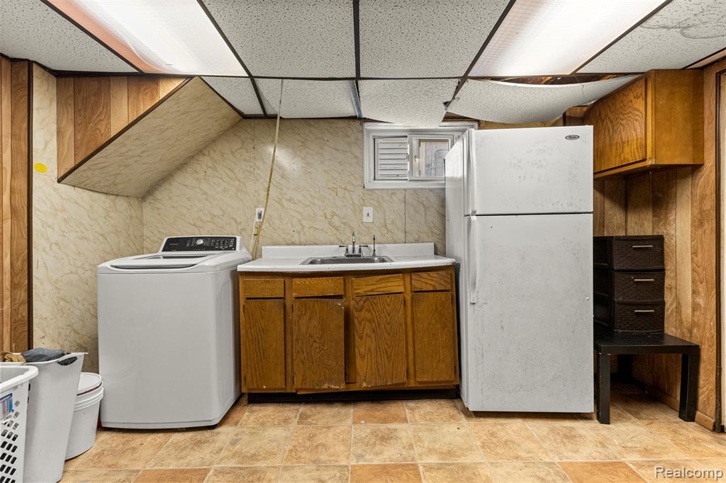 7914 WISCONSIN Street, Dearborn, MI 48126 — Photo 28