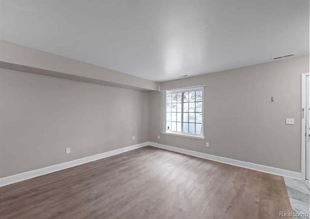 22039 ATLANTIC POINTE, Farmington Hills, MI 48336 — Photo 10