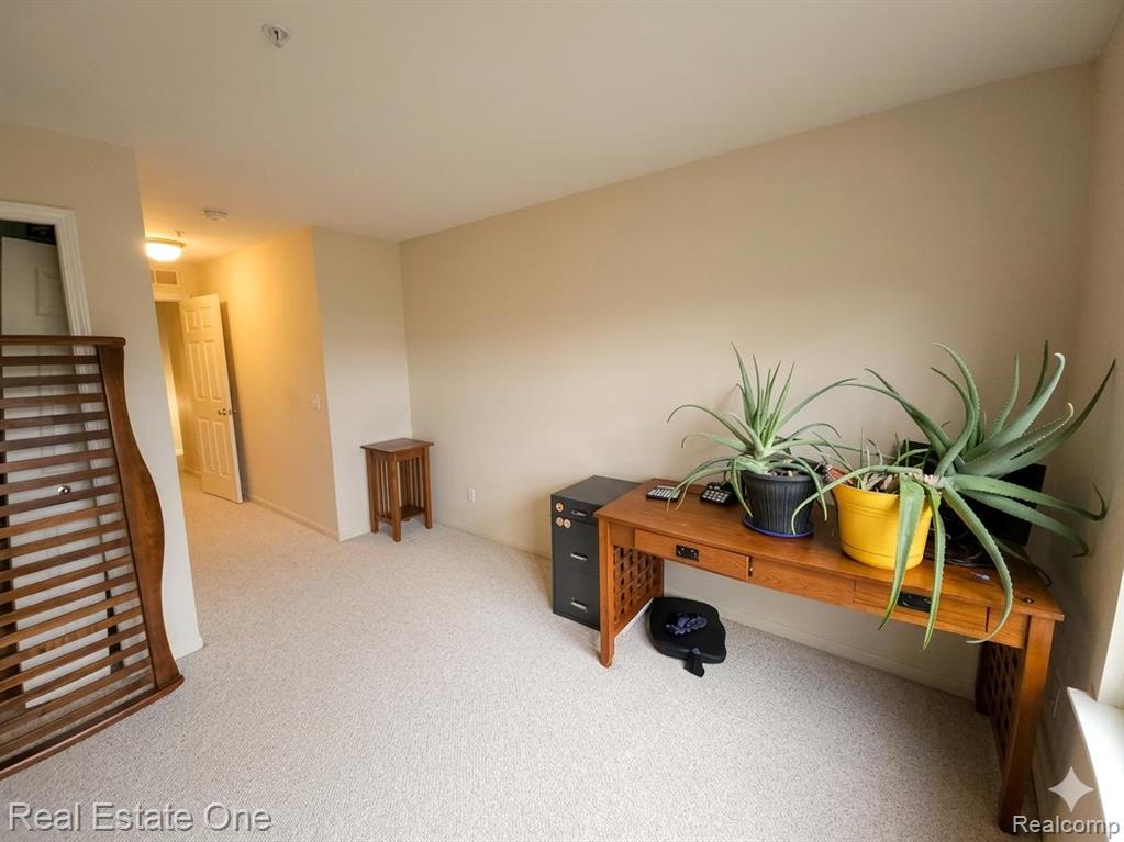 478 Village Lane, Milford, MI 48381 — Photo 17