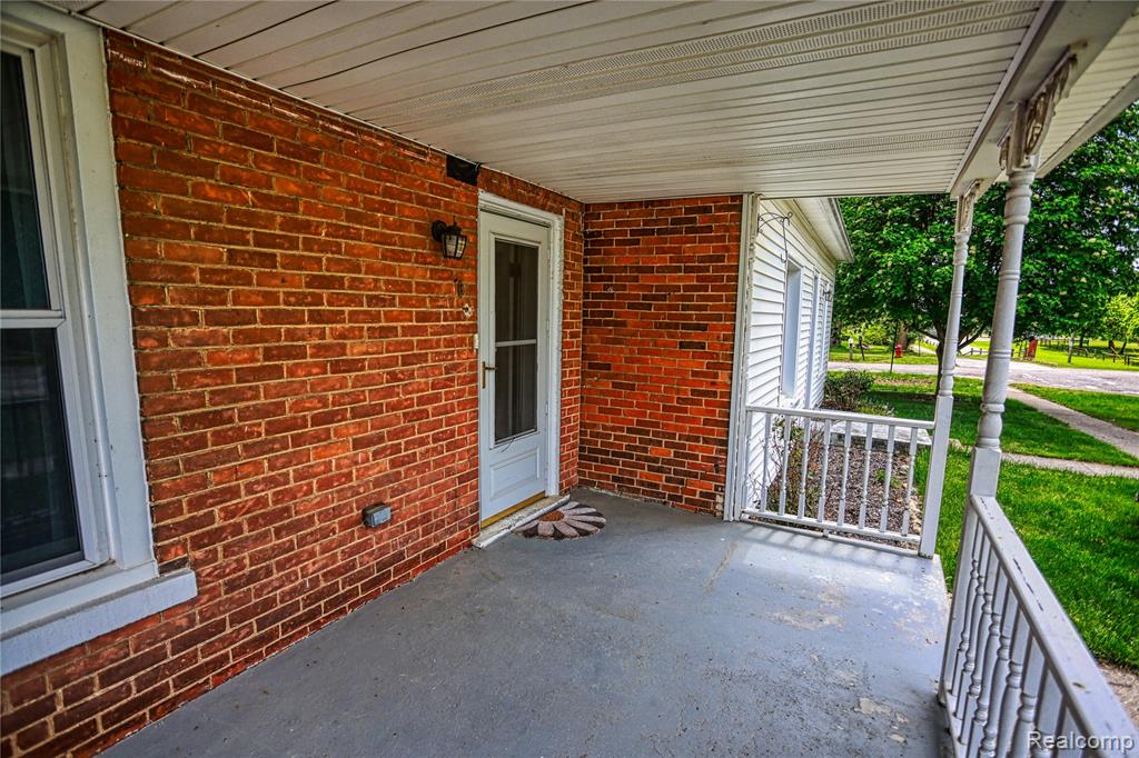 7095 McMorran, Brown, MI 48416 — Photo 3