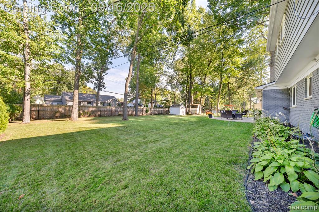 5920 Warbler Drive, Clarkston, MI — Photo 48