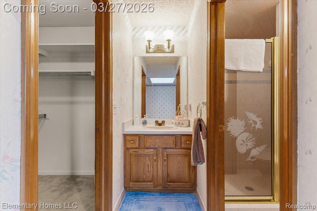 56688 Portsmouth Drive, Utica, MI, 48316