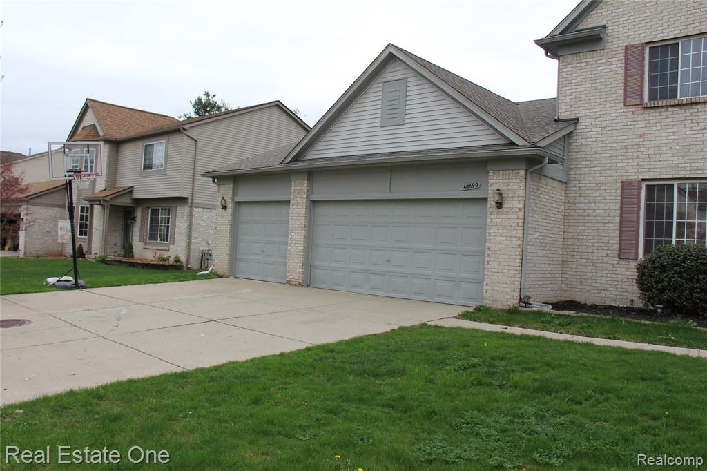 40690 Bluesprings Court, Canton, MI 48188 — Photo 5