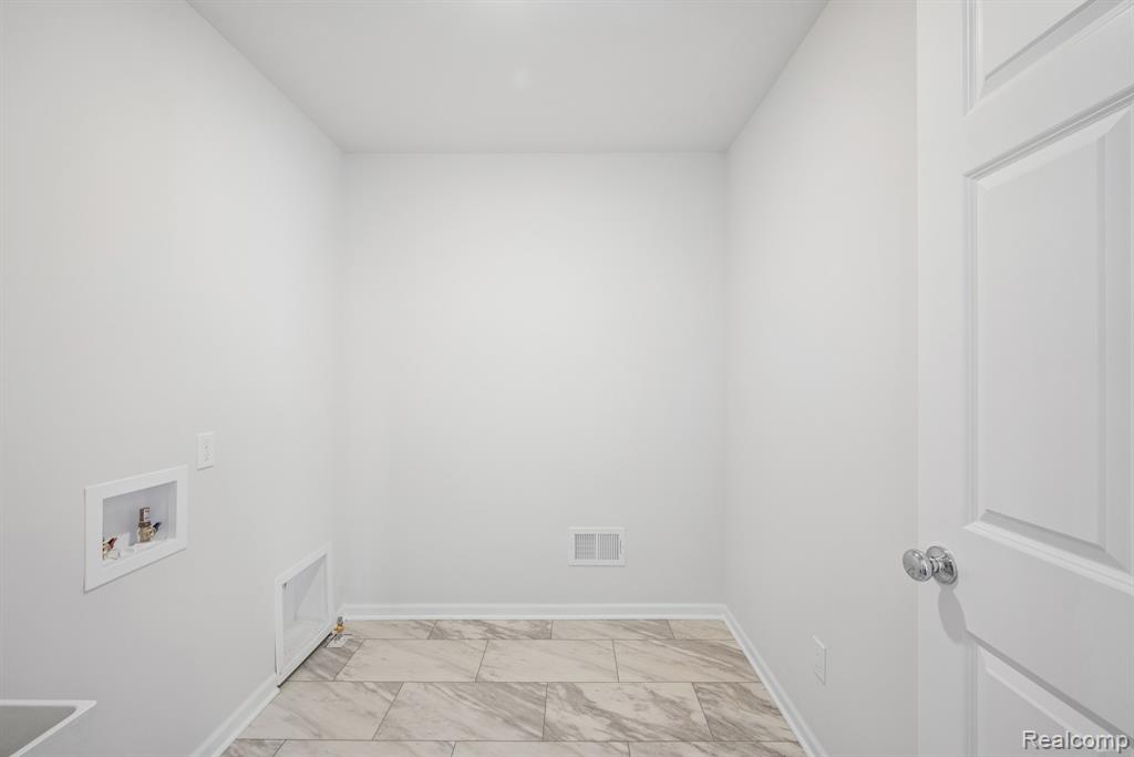 416 Hidden River, Holly, MI 48442 — Photo 15