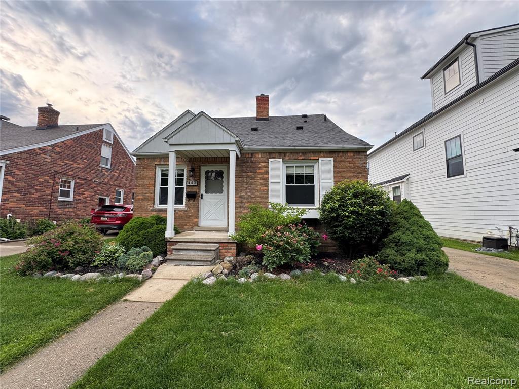 443 E Southlawn Boulevard, Birmingham, MI 48009 — front exterior