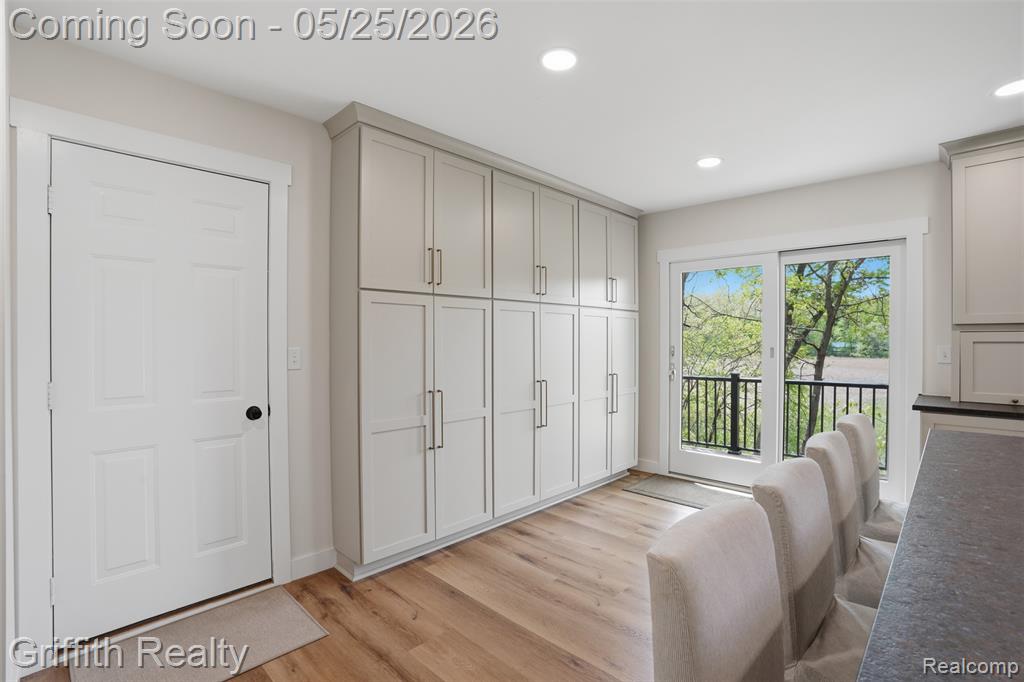 10232 Spencer Road, Brighton, MI 48114 — Photo 14