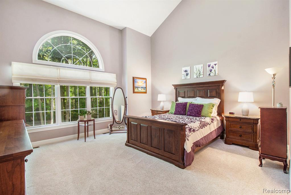 49674 Timber Trail, Novi, MI — Photo 12