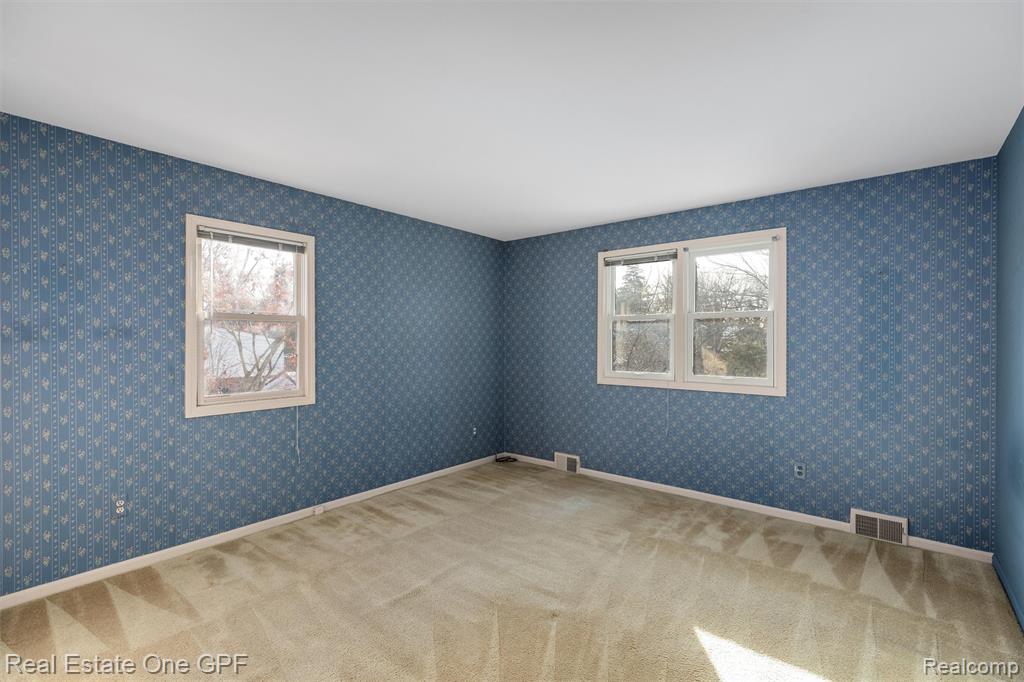 277 Kenwood Court, Grosse Pointe Farms, MI 48236 — Photo 27