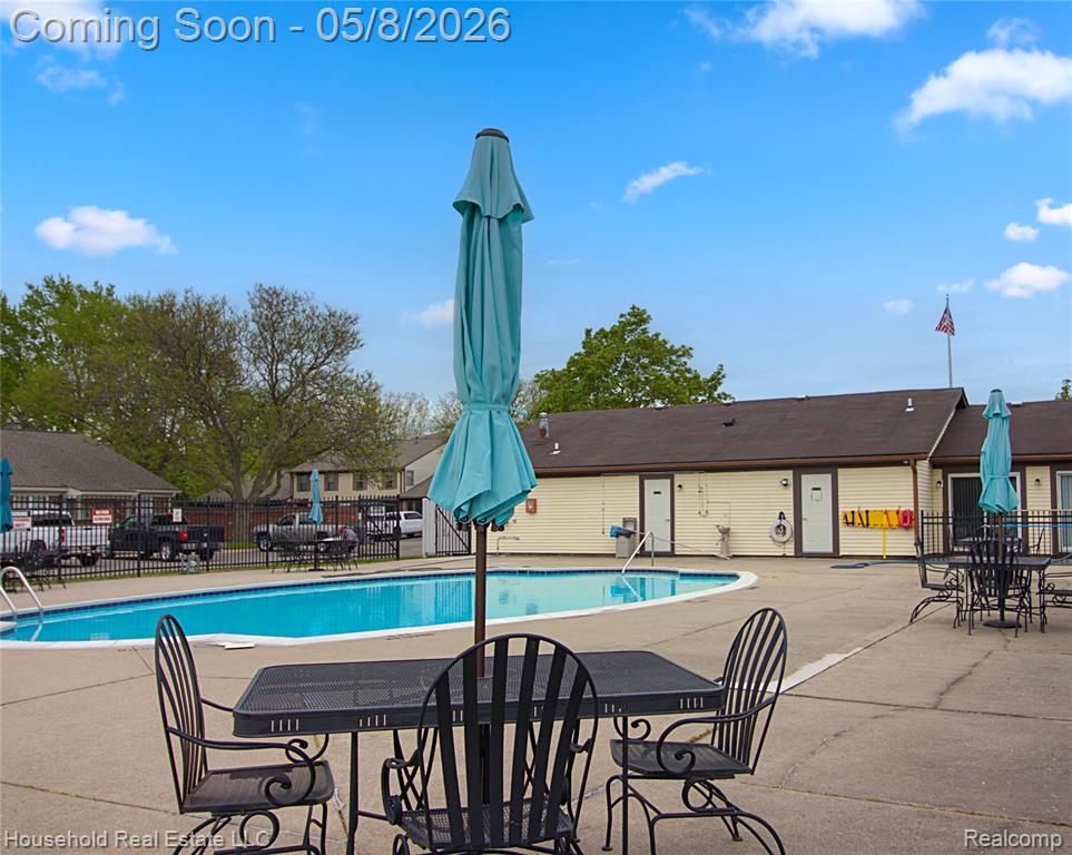 39363 Heatherheath Drive, Clinton Twp, MI 48038 — Photo 24