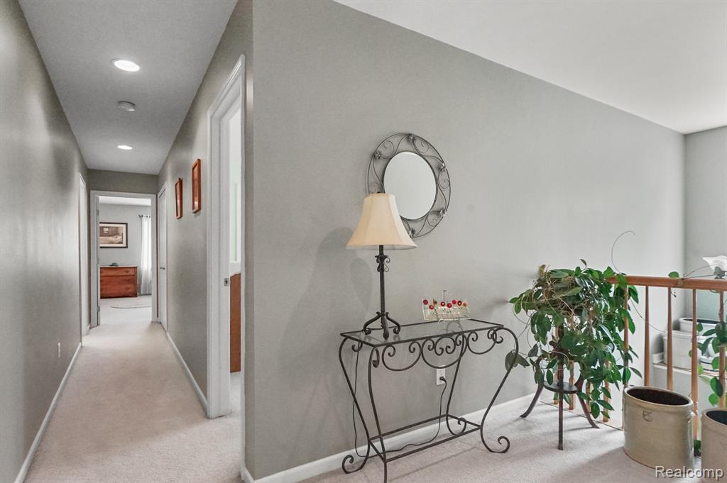 13698 Webbs Shore Drive, Gregory, MI 48137 — Photo 45