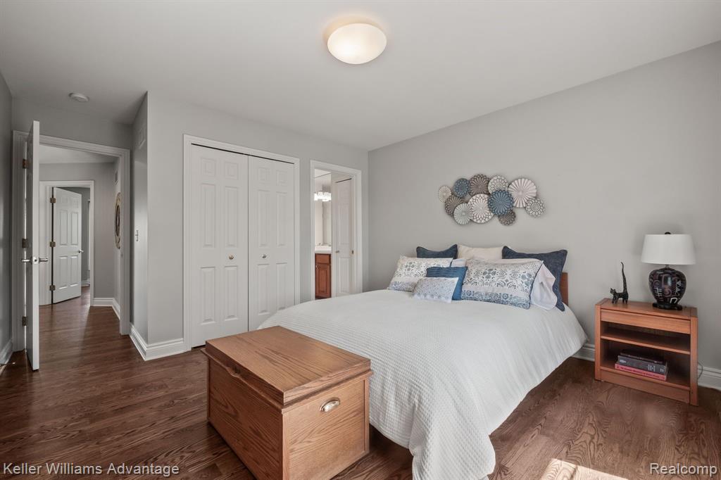 17421 Parkshore Drive, Northville, MI 48168 — Photo 32