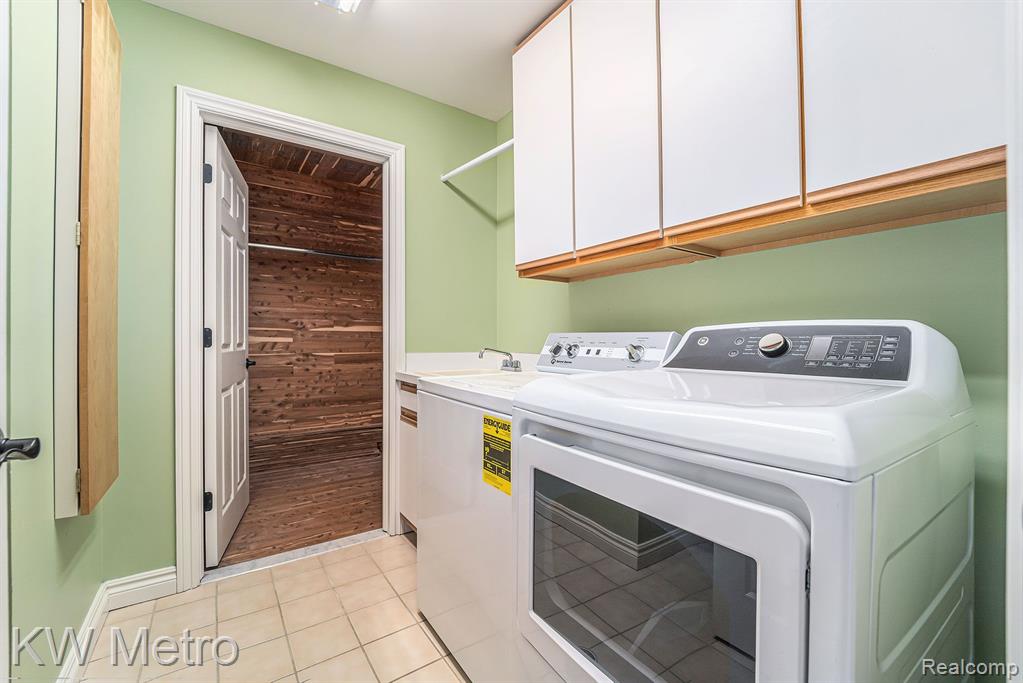 18 CAMBRIDGE Boulevard, Pleasant Ridge, MI — Photo 20