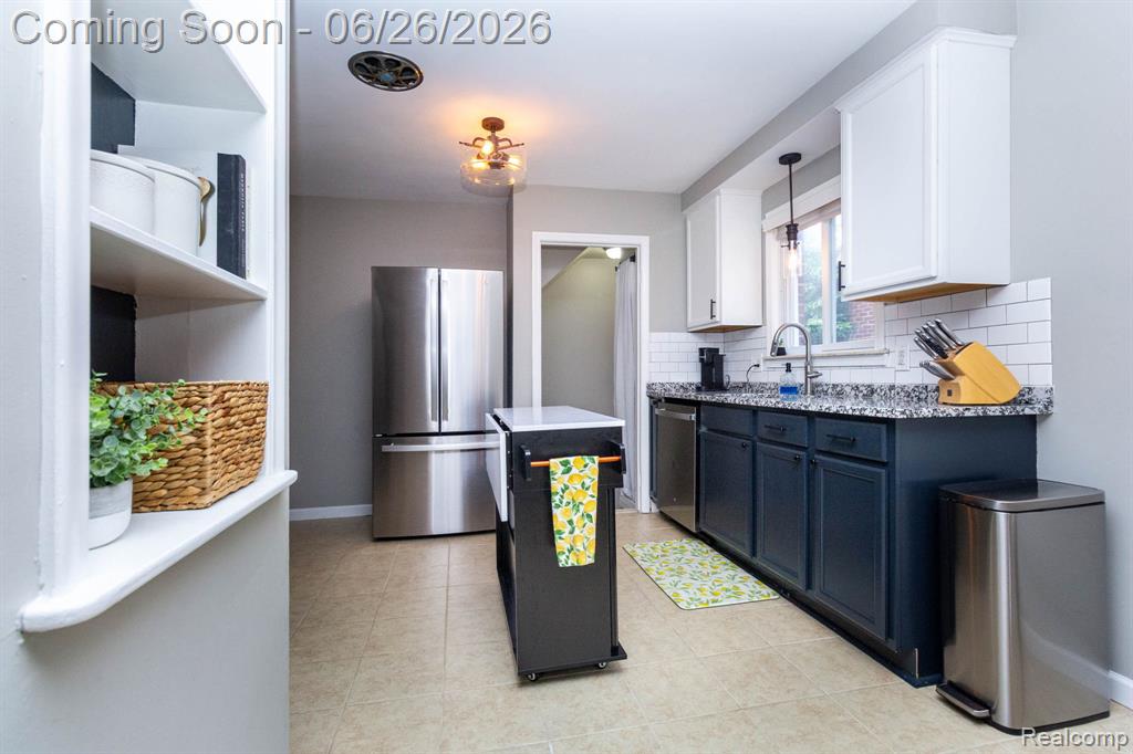 9290 Niver Avenue, Allen Park, MI 48101 — Photo 14