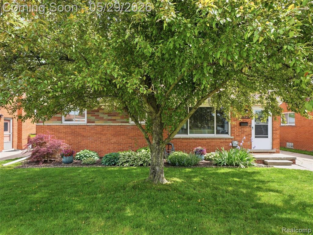 30728 Whittier Avenue, Madison Heights, MI 48071 — Photo 3
