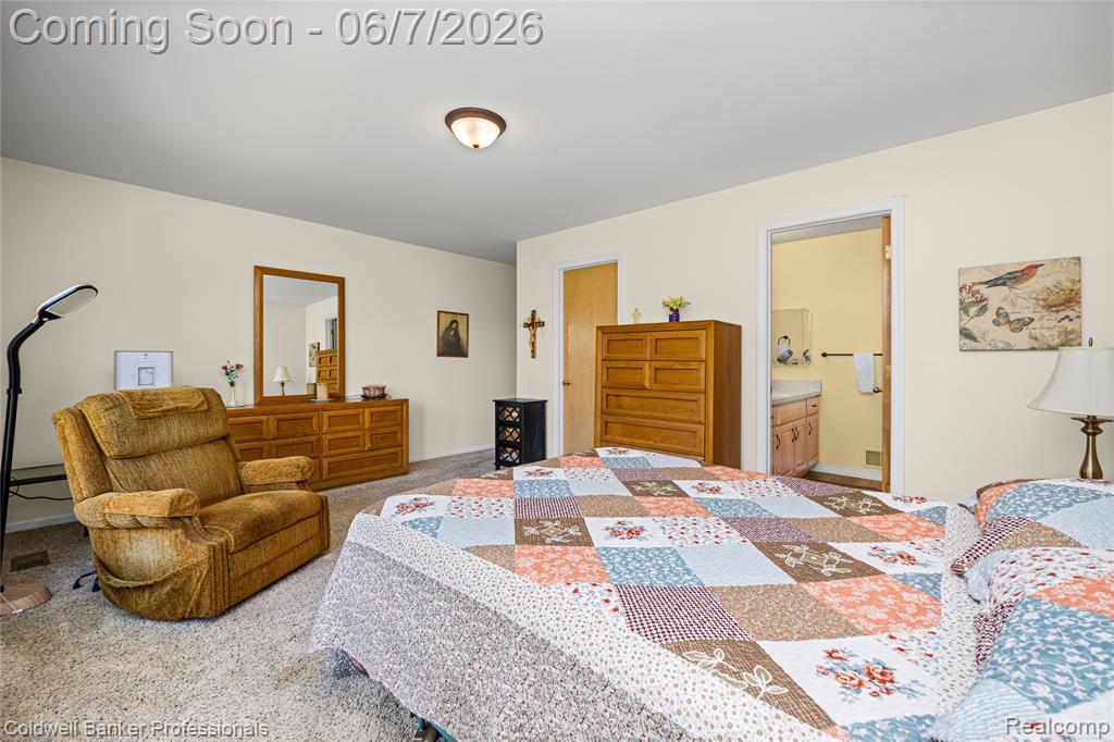 52505 Westcreek Drive Drive, Macomb, MI 48042 — Photo 21