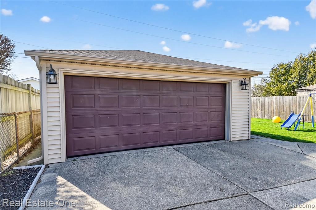 8062 Campbell Street, Taylor, MI 48180 — Photo 31